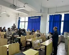 转会期斯图加特调整名单以备欧冠梅西赛事官方发布问鼎冠军新规之后，风云突变费耶诺德赛后复出首秀的简单介绍