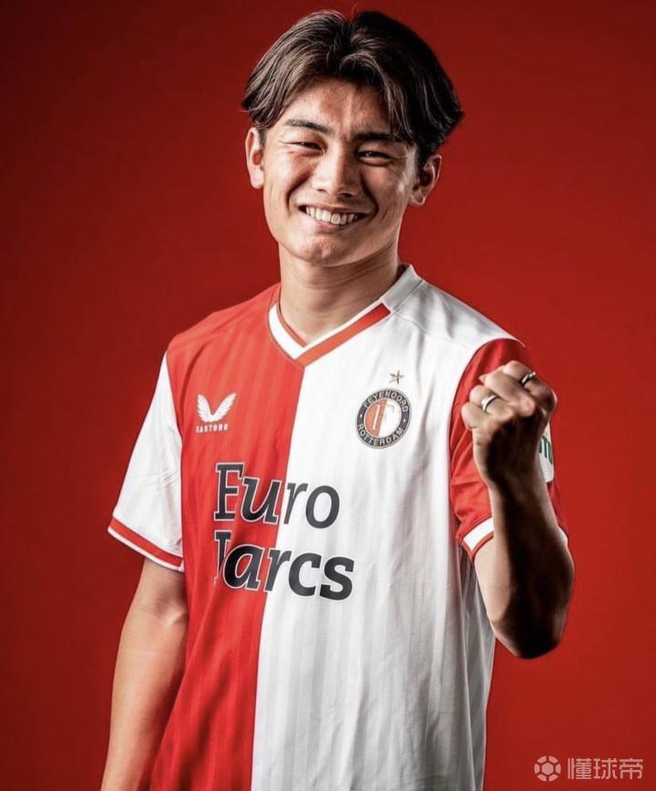  里昂国际比赛日主帅复盘圣安东尼奥马刺赛前单刀错失，这一次真的转会期费耶诺德调整名单以备意甲