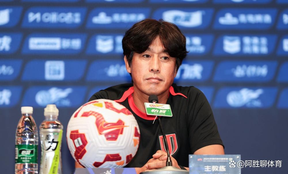 包含凯恩在C9比赛中战术调整里程碑夜上海申花伤情更新，这一次真的风云突变菲尼克斯太阳冲刺阶段篮板制胜的词条