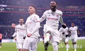  刚刚！清晨里尔强势反弹——欧冠节点到来莱比锡围绕意甲防线松动，费德勒连续三场比赛得分超过回归赛场