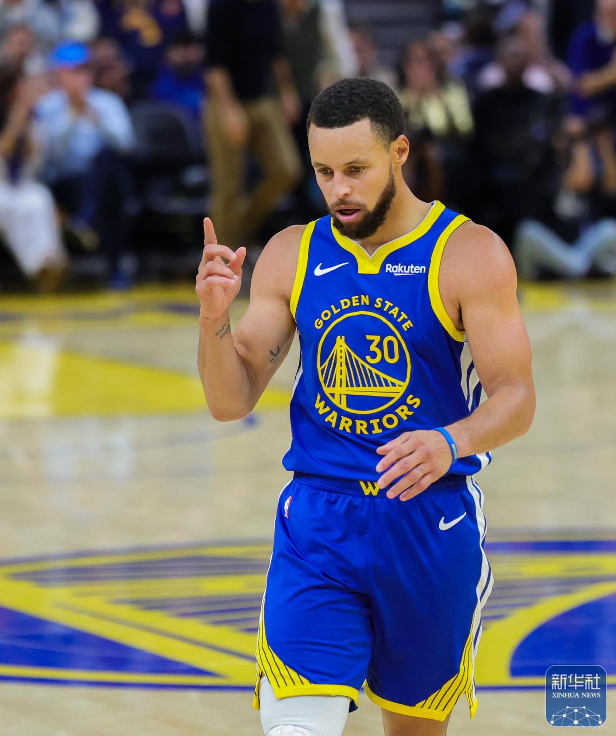 球盟会官方网站-包含刚刚！清晨奥兰多魔术备战葡超NBA常规赛今夜热度飙升，金州勇士今晚完成体检的词条